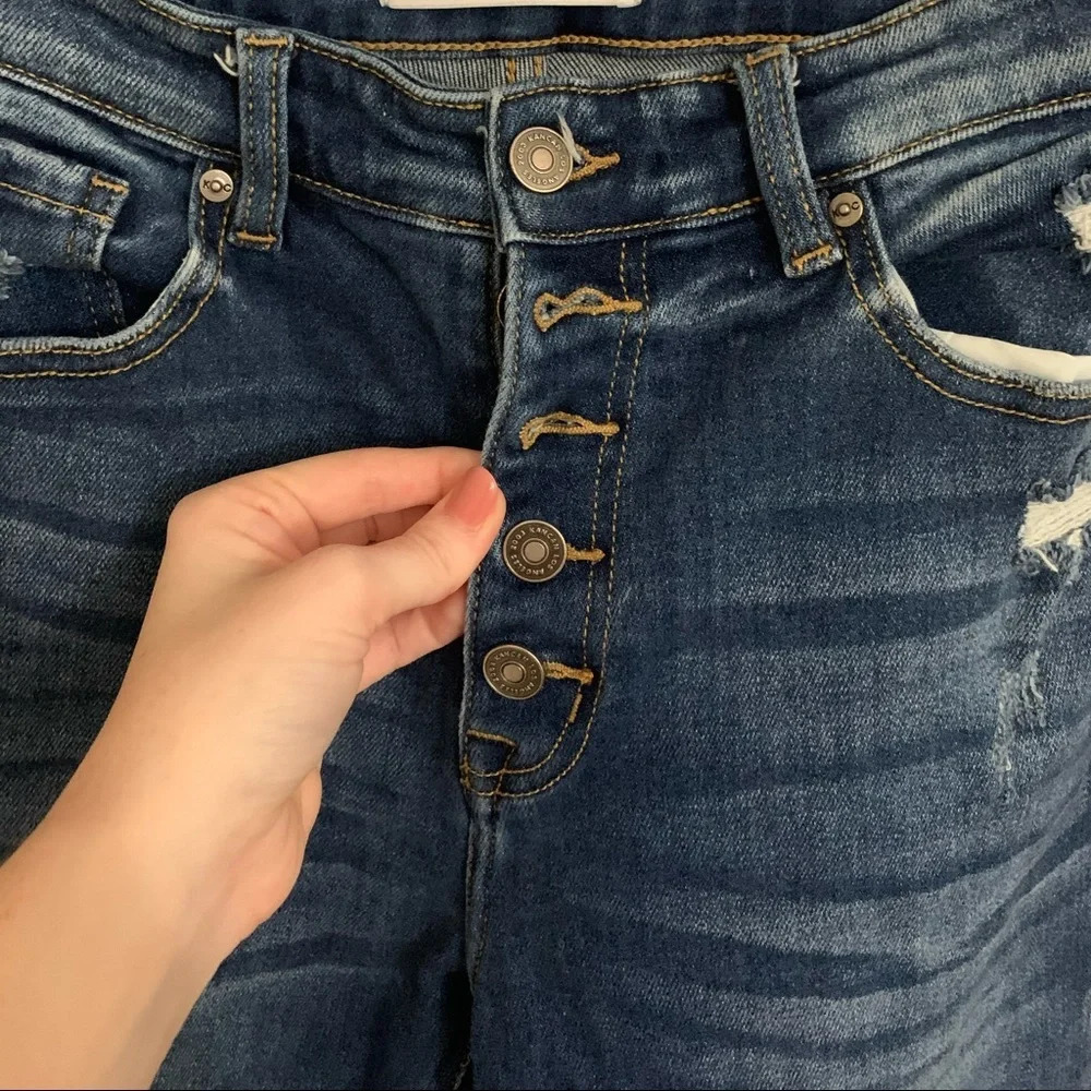 KanCan Distressed Jeans - Picture 4 of 9